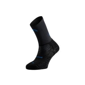 Detalhe das meias running Road Pro com tecnologia Bmax